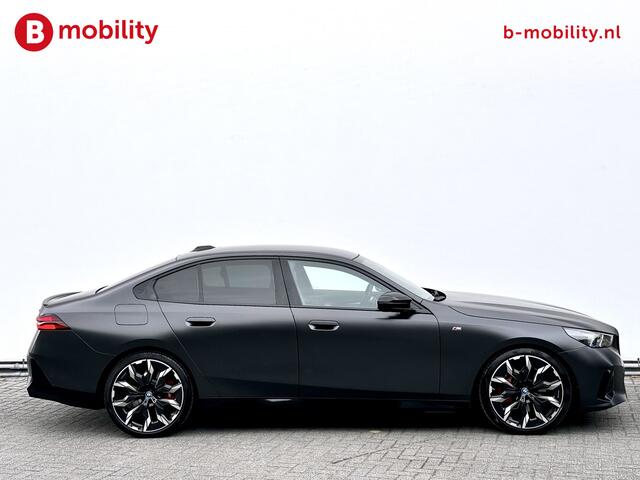 BMW i5 M60 xDrive Sedan 601 PK Adaptive M Onderstel | Trekhaak | Glazen Panoramadak | Driving Assistant Prof. | Parking Assistant prof. | Bowers & Wilkins Sound System