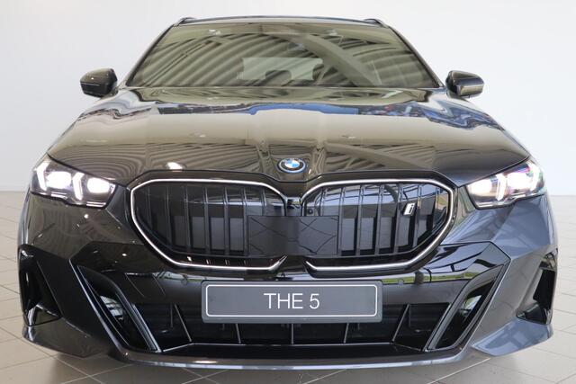 BMW i5 Touring eDrive40 | M Sportpakket Pro | Innovation Pack | Comfort Pack | Travel Pack
