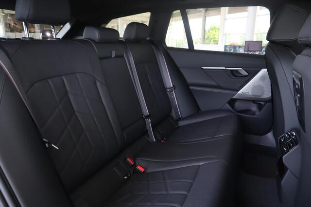 BMW i5 Touring eDrive40 | M Sportpakket Pro | Innovation Pack | Comfort Pack | Travel Pack