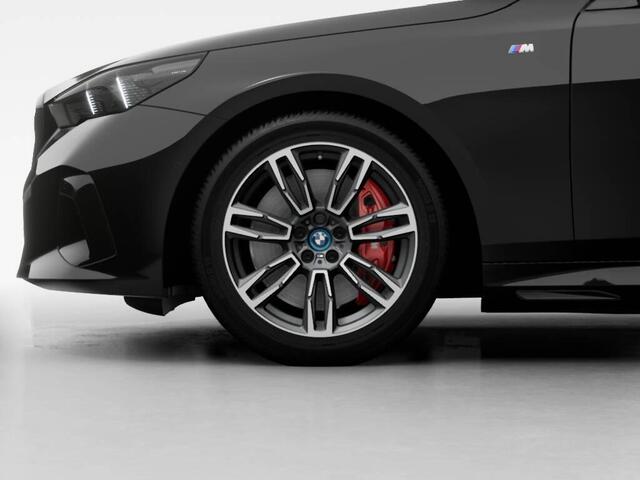 BMW i5 Touring eDrive40 M Sport Edition | M Sport package | M Sport package Pro