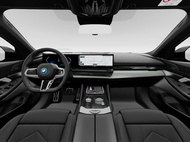BMW i5 Touring eDrive40 M Sport Edition | M Sport package | M Sport package Pro