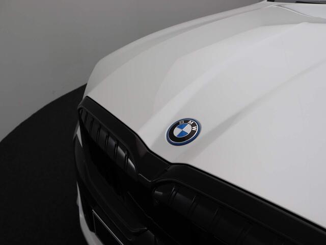 BMW i5 Touring eDrive40 | M Sportpakket Pro | Innovation Pack | Comfort Pack | Travel Pack