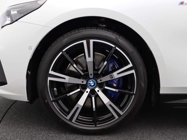 BMW i5 Touring eDrive40 | M Sportpakket Pro | Innovation Pack | Comfort Pack | Travel Pack