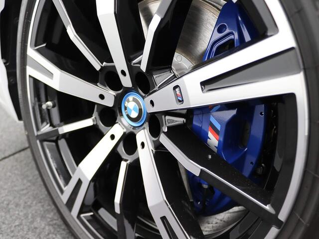 BMW i5 Touring eDrive40 | M Sportpakket Pro | Innovation Pack | Comfort Pack | Travel Pack