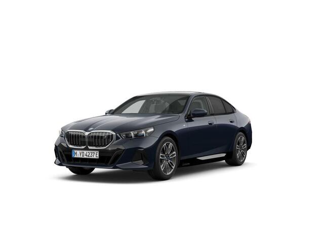 BMW i5 Sedan