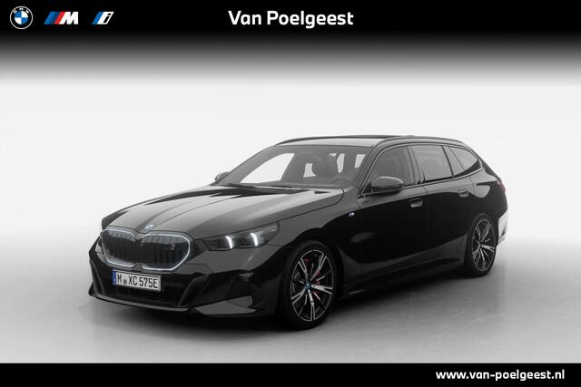 BMW i5 Touring eDrive40 M Sport Edition | M Sport Pro | Innovation Pack | Travel Pack | Comfort Pack