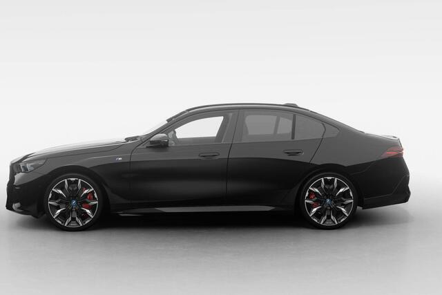 BMW i5 Sedan eDrive40 M Sport Edition 84 kWh | M Sportpakket Pro | Trekhaak met elektrisch wegklapbare kogel