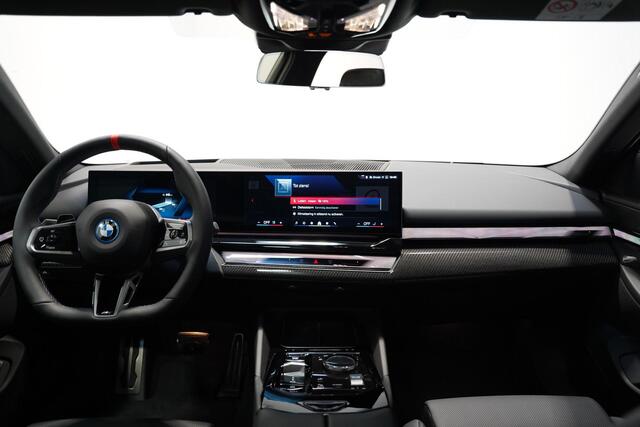 BMW i5 Sedan M60 xDrive M Sportpakket Pro