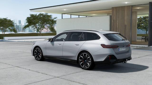 BMW i5 Touring M60 xDrive M Sportpakket Pro
