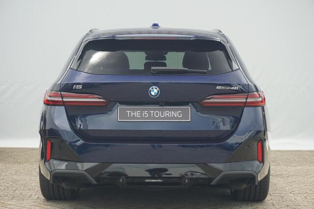 BMW i5 Touring eDrive40 | M Sportpakket Pro | Innovation Pack | Travel Pack | Comfort Pack