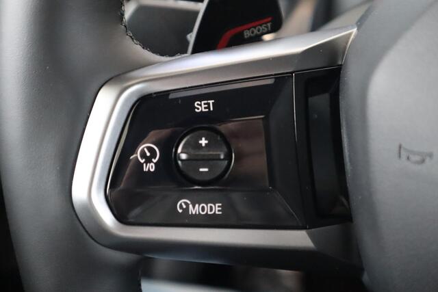 BMW i5 eDrive40 M Sportpakket Pro Travel Pack / Comfort Pack