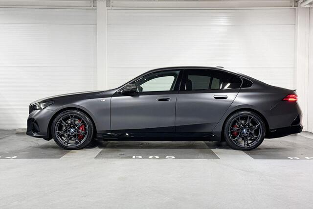 BMW i5 eDrive40 | M-Sport Pro | Travel Pack | Harman/Kardon | Comfort Access | Trekhaak