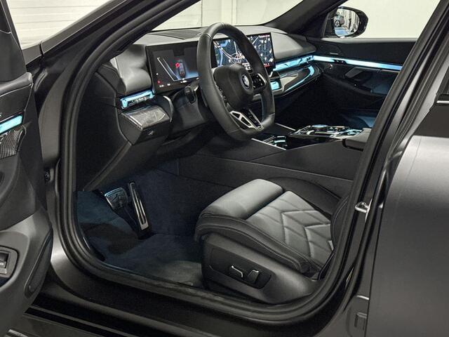 BMW i5 eDrive40 | M-Sport Pro | Travel Pack | Harman/Kardon | Comfort Access | Trekhaak