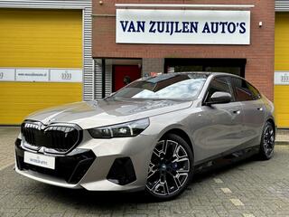 bmw-i5-edrive40-m-sport-panorama-b&