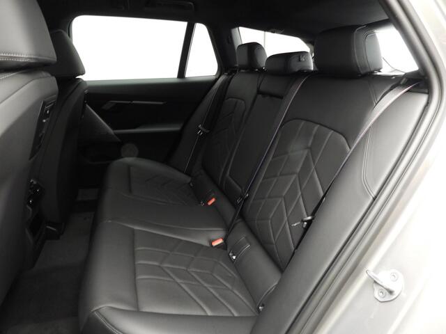 BMW i5 Touring eDrive40 M Sport Edition | M Sport package | M Sport package Pro
