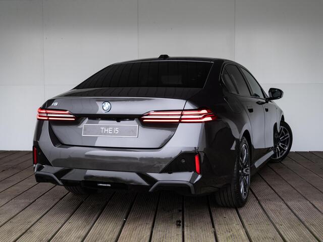 BMW i5 eDrive40 | M Sport Edition | M Sportpakket | Innovation Pack | Travel Pack