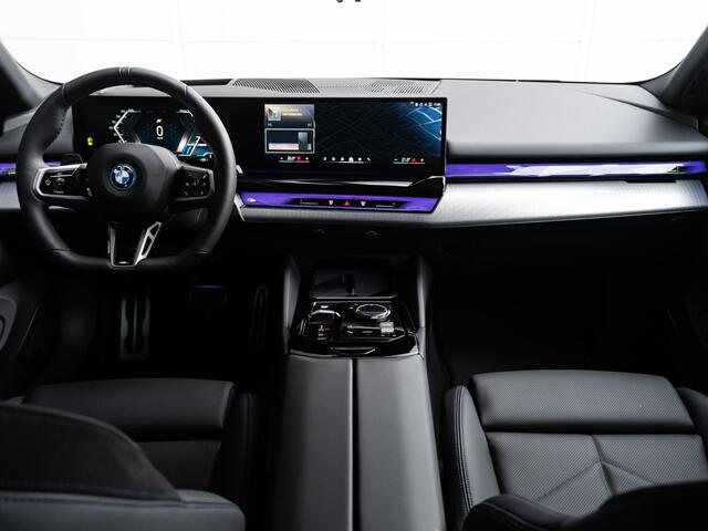 BMW i5 eDrive40 | M Sport Edition | M Sportpakket | Innovation Pack | Travel Pack