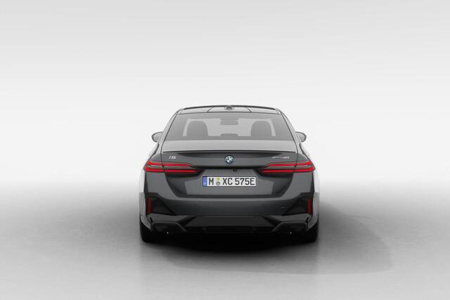 BMW i5 eDrive40 M Sport Edition M Sport Pro | Travel Pack | Comfort Pack
