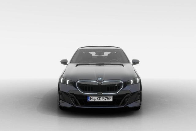 BMW i5 eDrive40 M Sport Edition | M Sport Pro | Travel Pack | Comfort Pack