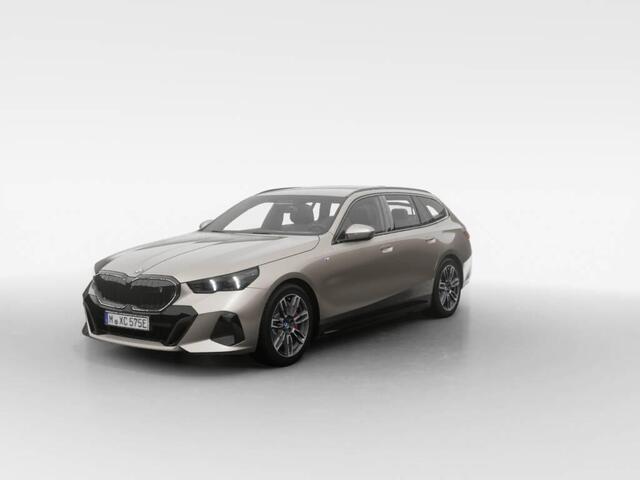 BMW i5 Touring eDrive40 M Sport Edition | M Sport package | M Sport package Pro