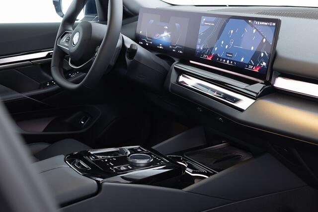 BMW i5 eDrive40 84 kWh | LEDER | NAVI | Comfort zetels .