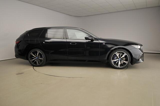 BMW i5 eDrive40 | M Sport Package | M Sport Package Pro | Equipment Package Pro | Travel Package | Comfort Package