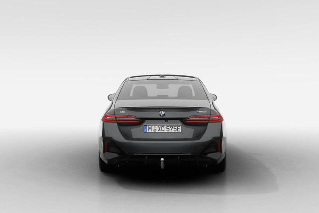 BMW i5 Sedan M60 xDrive | M Sport Pro | Innovation Pack | Travel Pack | Comfort Pack