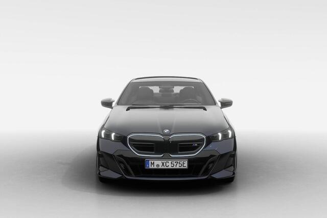BMW i5 M60 xDrive | M Sport Pro | Innovation Pack | Travel Pack | Comfort Pack