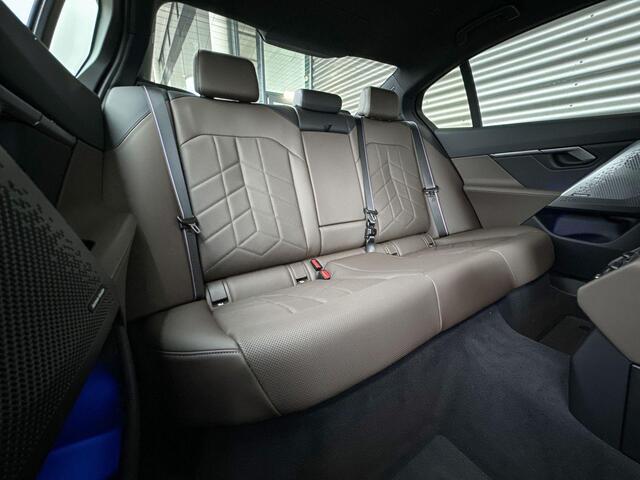 BMW i5 Sedan eDrive40 M Sport Edition M Sportpakket Pro