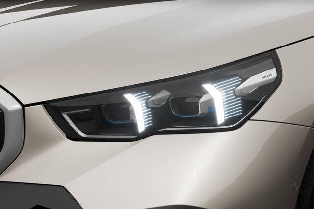BMW i5 Sedan eDrive40 M Sport Edition 84 kWh | Ambiance verlichting | Driving Assistant Plus