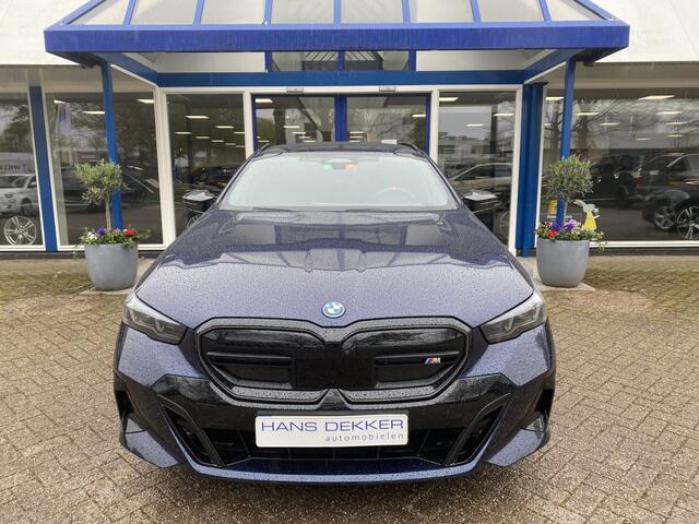 BMW i5 M60 xDrive 84 kWh