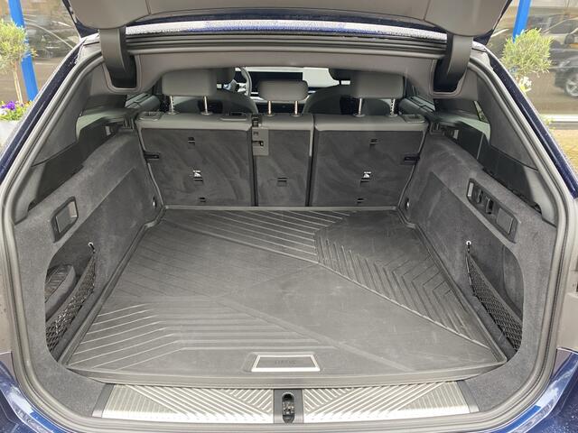 BMW i5 M60 xDrive 84 kWh