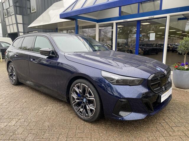BMW i5 M60 xDrive 84 kWh