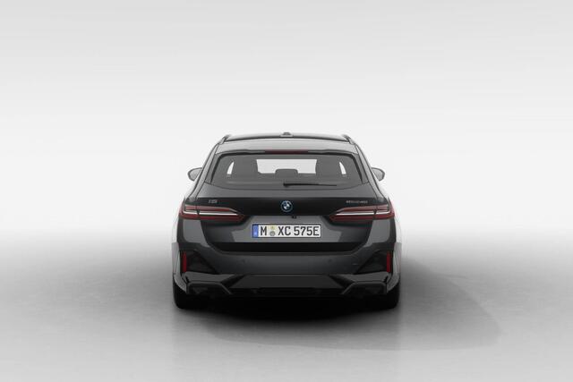 BMW i5 Touring eDrive40 M Sport Edition | Driving Assistant Plus