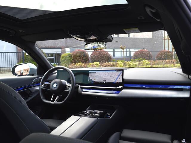 BMW i5 eDrive40 M Sport Pro Innovation B&W Zeer compleet
