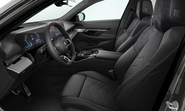 BMW i5 M60 xDrive 84 kWh | M Sportpakket Pro | Equipment Pack Pro | Travel Pack