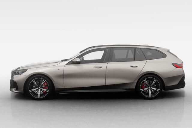 BMW i5 Touring eDrive40 M Sport Edition