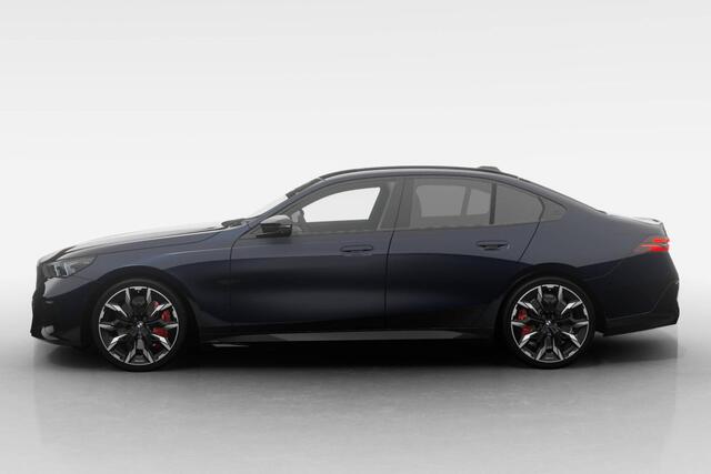 BMW i5 Sedan M60 xDrive | M Sport Pro | Innovation Pack | Travel Pack | Comfort Pack | Driving Assistant Professional | Bowers & Wilkins Surround System | Trekhaak
