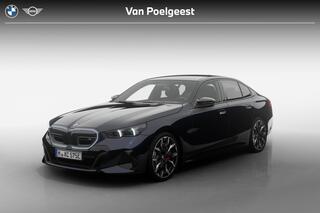 bmw-i5-sedan-m60-xdrive--m-sport-p