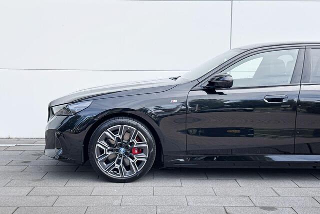 BMW i5 Sedan xDrive40 84 kWh