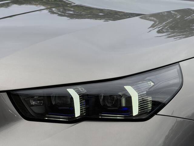 BMW i5 eDrive40 | M-Sport Pro | 20'' | Panorama. | Driv. Plus | Park. Prof. | Comfortstoel. | Head-Up | Stoelvent. | Comf. Acc. | Zonnescherm achter | Adapt. LED | Driv. Ass.