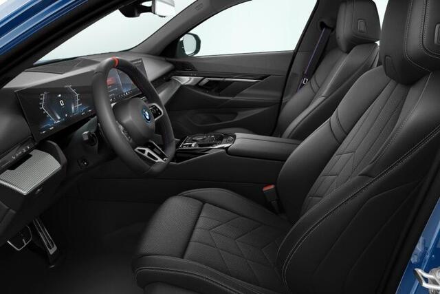 BMW i5 Sedan M60 xDrive 84 kWh