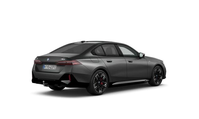 BMW i5 Sedan M60 xDrive | M Sportpakket Pro | Innovation Pack | Travel Pack | Comfort Pack