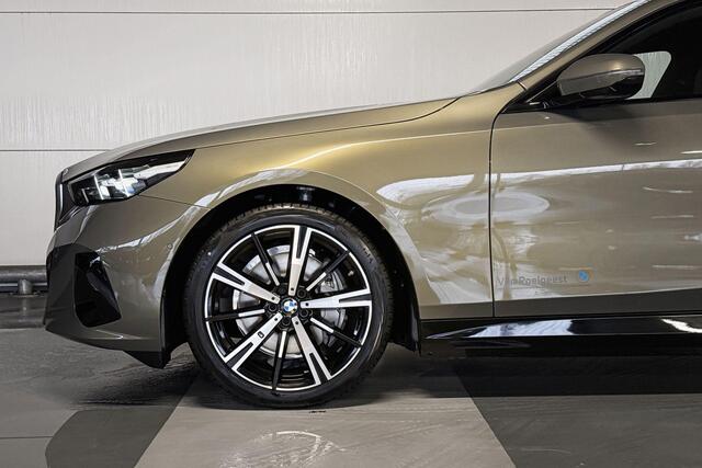 BMW i5 Sedan eDrive40 M Sport Edition 84 kWh | M Sportpakket | Travel Pack