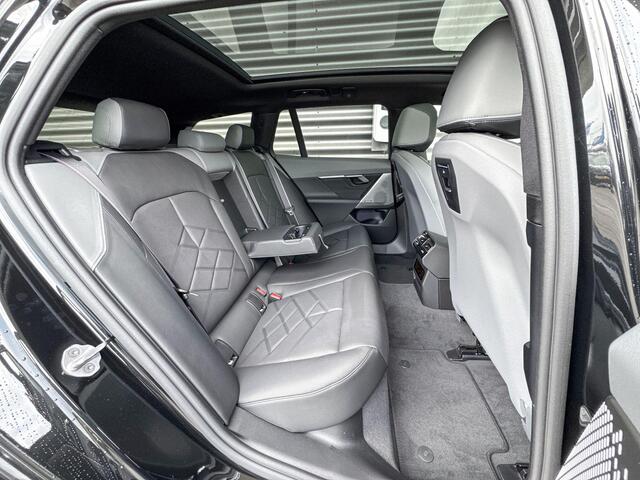 BMW i5 Touring eDrive40