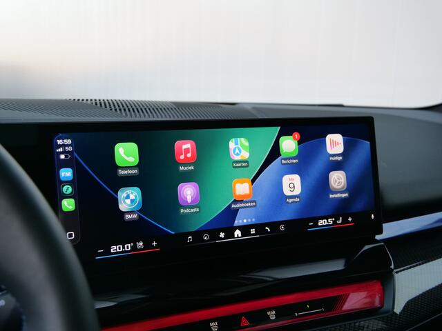 BMW i5 M60 xDrive 84 kWh M Sport Pro Pack Panoramadak / Trekhaak / HUD / ACC / Harman/Kardon