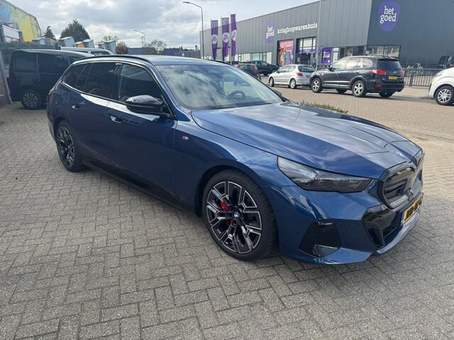 BMW i5 Touring M60 xDrive 601PK Origineel NL (btw)