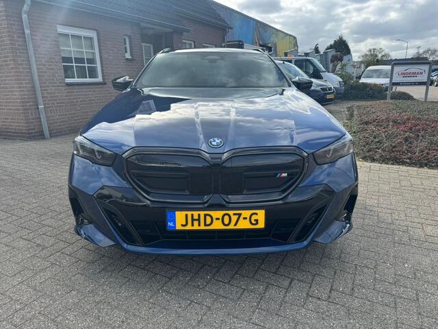 BMW i5 Touring M60 xDrive 601PK Origineel NL (btw)