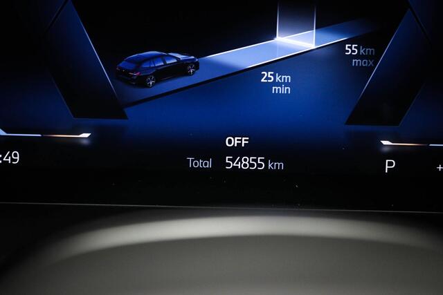 BMW i5 Touring eDrive40 84 kWh | COMFORT / DRIVING ASSISTANCE PROFOSSIONAL / INNOVATION / M SPORT PRO- PACK | STOELVENTILATIE | HOUTAFWERKING | 360 CAMERA | 20"