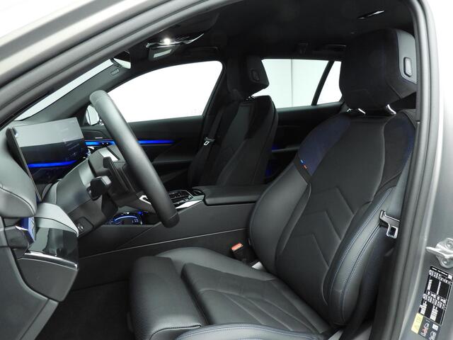 BMW i5 Touring xDrive40 | M-Sportpakket | LED | Navigatie | Active cruise | Sportstoelen | Elektr. zetels | Keyles go | DAB | Harman-kardon sound | Alu 19 inch